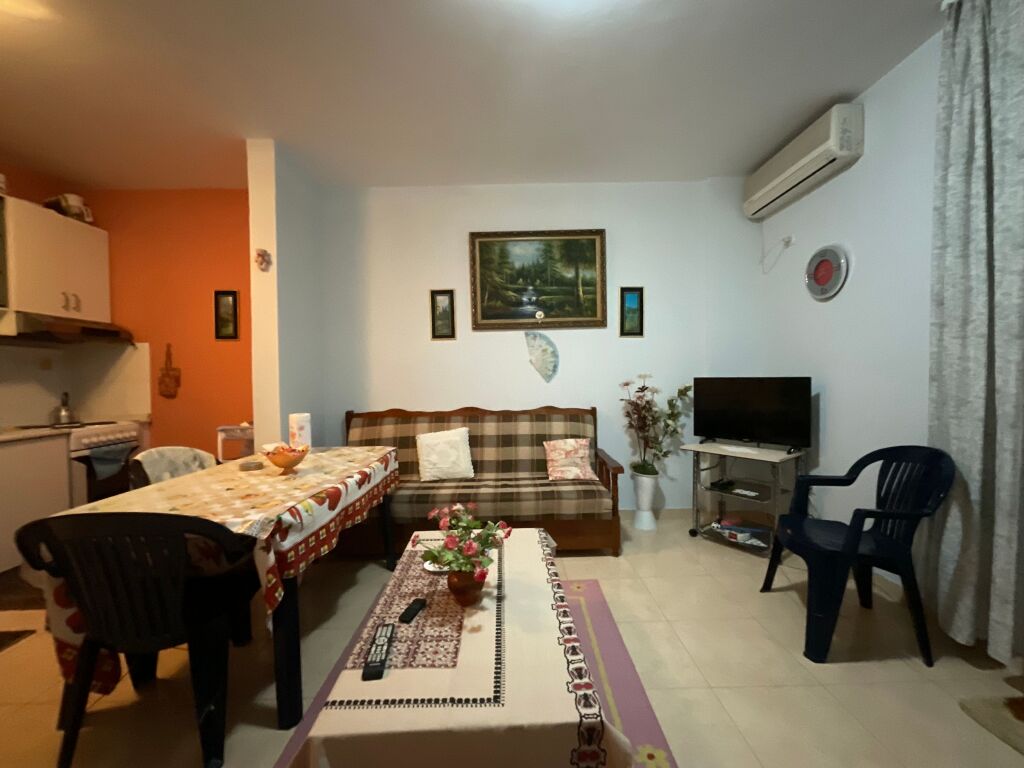 Apartment 1+1 for sale in Golem, Freskia Residence