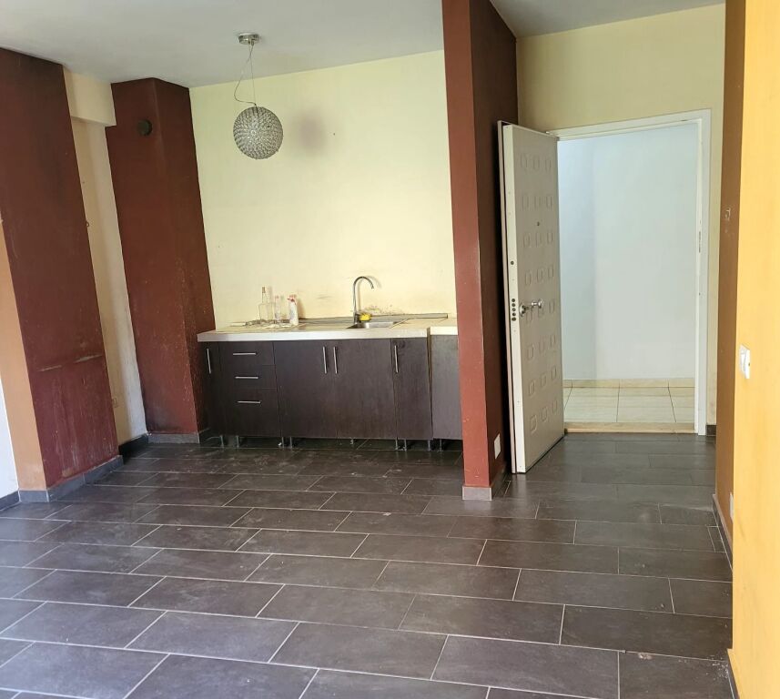 Qera | Apartament 2 + 1 | Liqeni i Thatë | 600 €/muaj