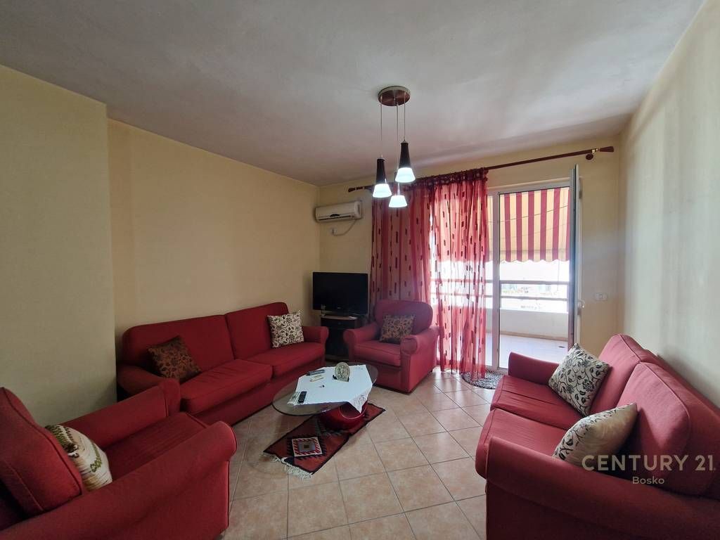 Apartament 2+1 per shitje ne Yzberisht