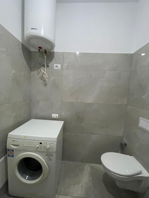🏡 JEPET ME QIRA APARTAMENT 1+1 – ASTIR, TE RRETHI