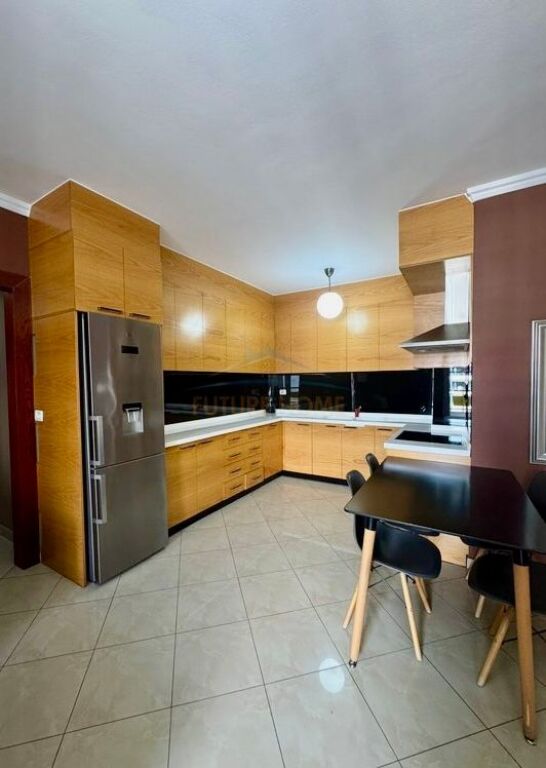 Qera, Apartament 2+1+2, Rruga Irfan Tomini, Tiranë.