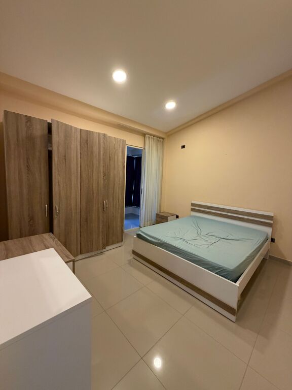 Apartament 1+1 me qira në Sauk,prane Akademis se Policis!