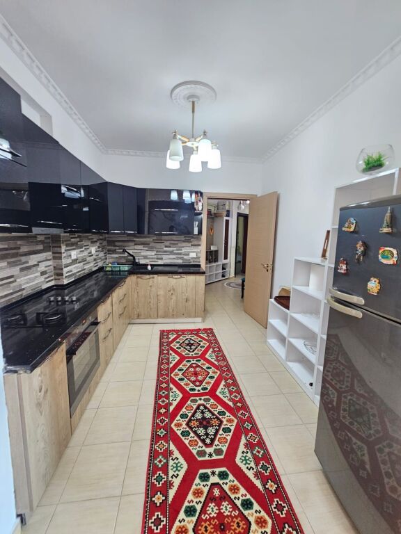 SHITET APARTAMENT 2+1 TEK KOMPLEKSI ROTONDO -  PLEPA, DURRËS
