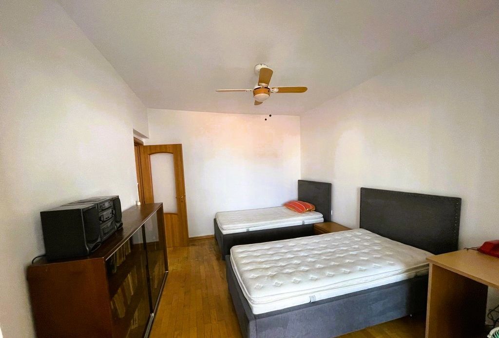 Appartamento 2+1 in affitto a Pazari Ri, Tirana - 550€ | 80 m²