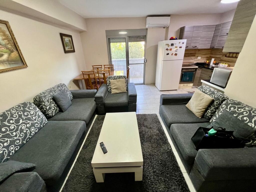 SHITET APARTAMENT 2+1 RRUGA IRFAN TONINI