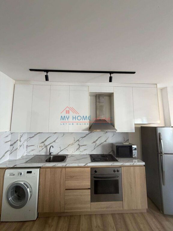 Apartament 1+1 me Qera Rruga e Barrikadave ne Tirane