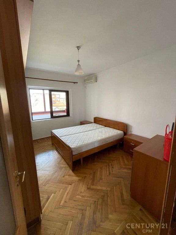 Appartamento 2+1 in affitto a Pazari Ri, Tirana - 550€ | 80 m²