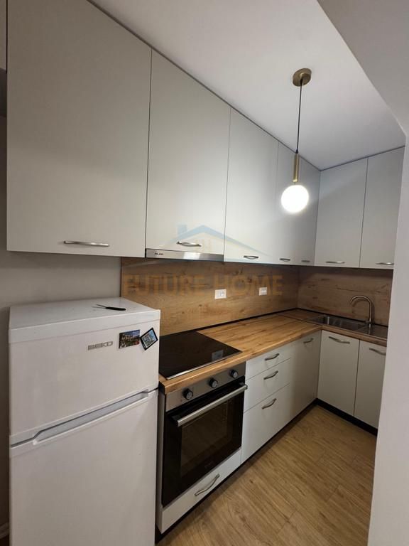 Qera,Apartament 1+1 Sheshi Willson,Tirane 700 €