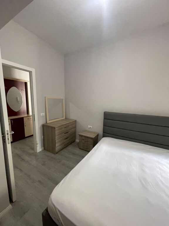 🏡 JEPET ME QIRA APARTAMENT 1+1 – ASTIR, TE RRETHI