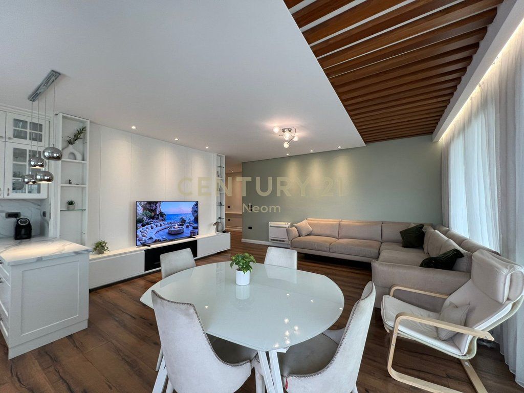 FOR RENT, MODERN PENTHOUSE 2 +1+2 + Parking Space, On the Artificial Lake!