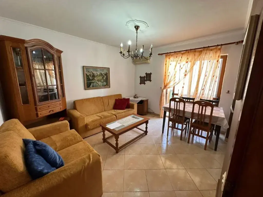Qera | Apartament 2 + 1 | Porcelani | 500 €/muaj