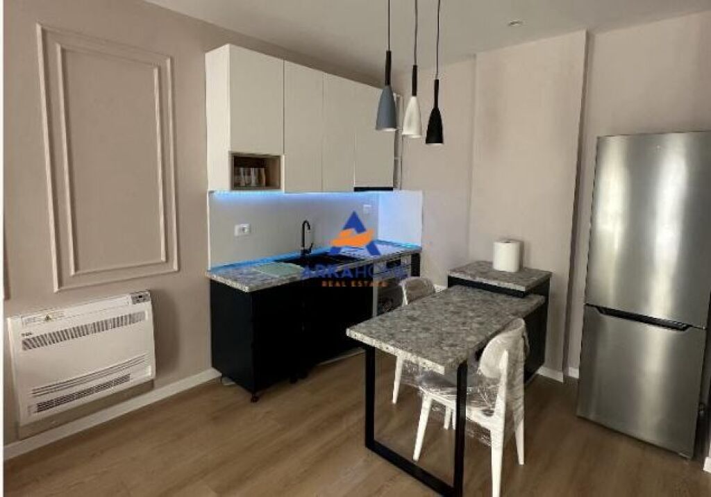 JEPET ME QERA APARTAMENT 1+1+BALLKON "UNIVERS CITY" 43.000 LEKE