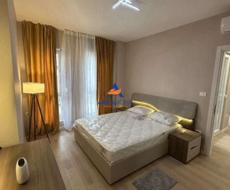 JEPET ME QERA APARTAMENT 1+1+BALLKON "UNIVERS CITY" 43.000 LEKE