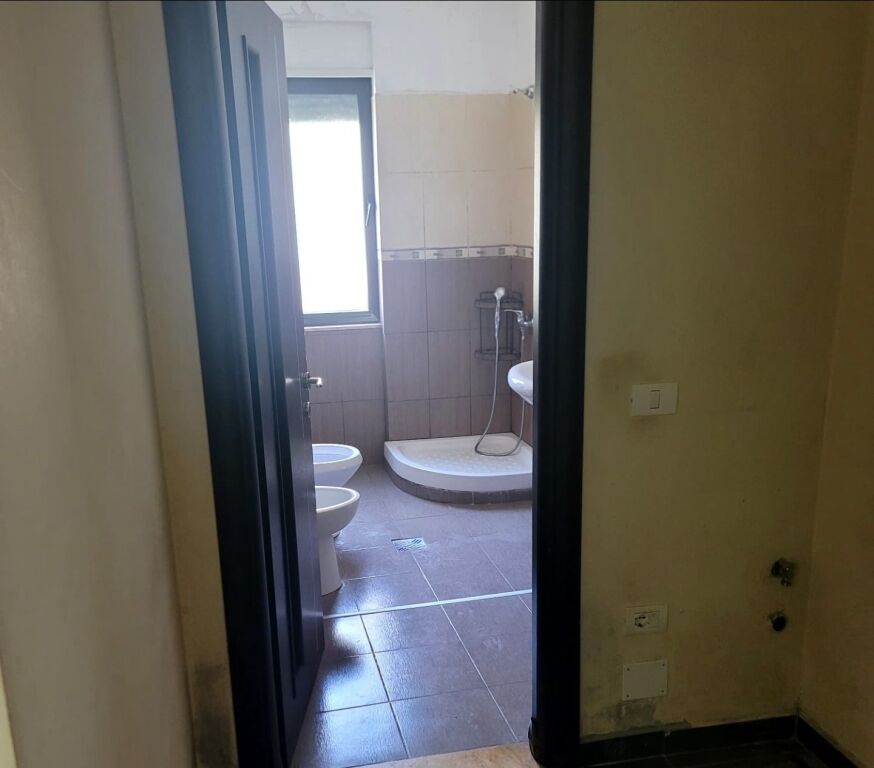Qera | Apartament 2 + 1 | Liqeni i Thatë | 600 €/muaj