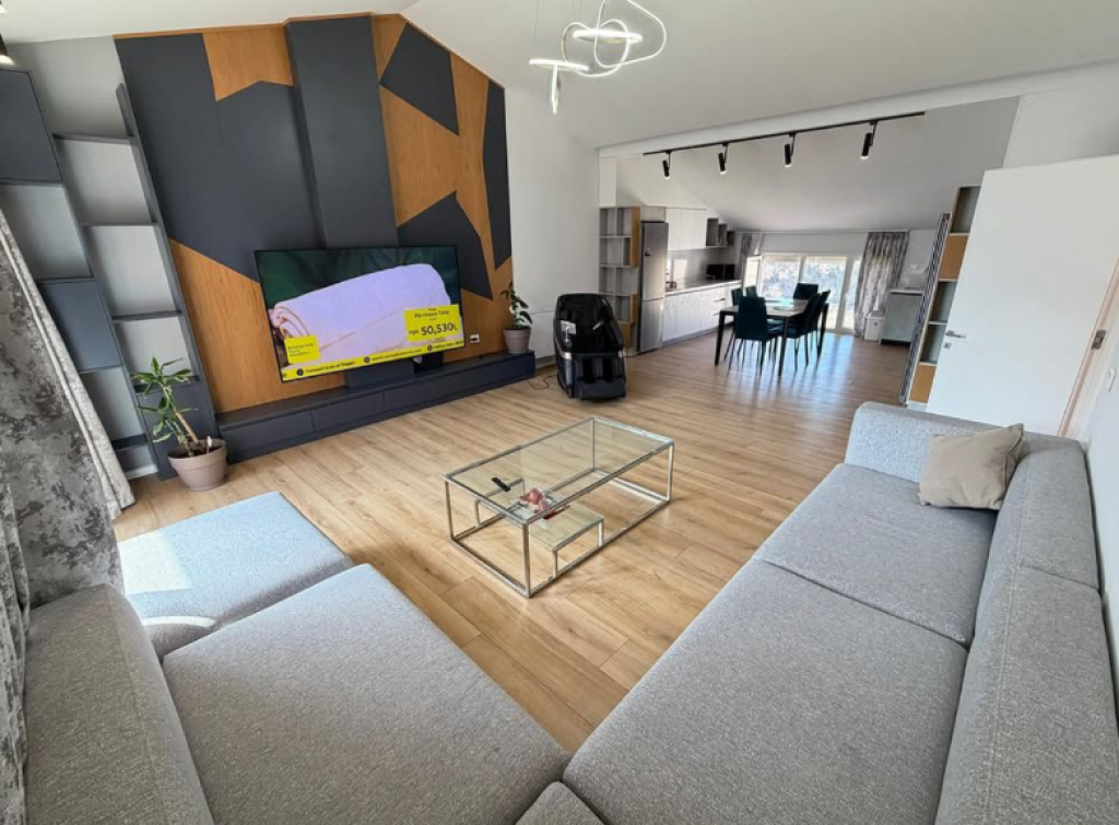 Penthouse me Qira – Secret Garden Residence, pranë TEG