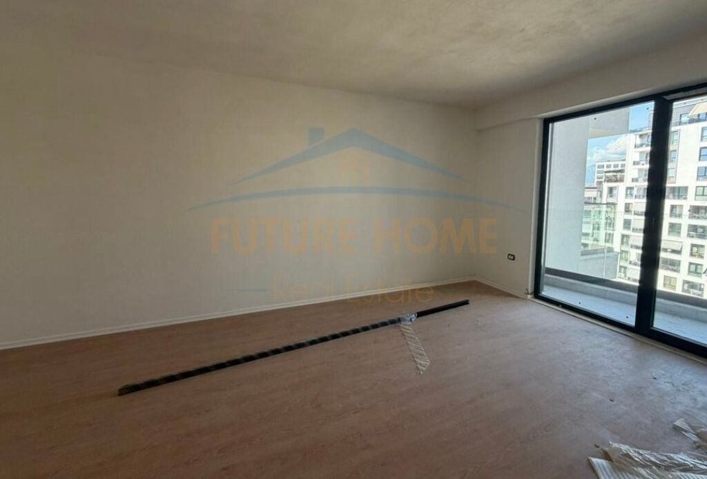 Appartamento 2+1 in Vendita Ex Campo di Aviazione vicino a Turdiu