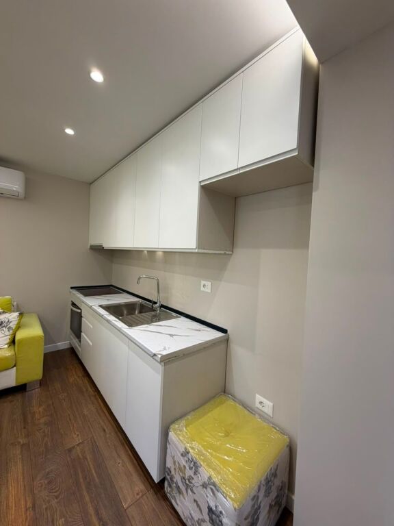 Apartment 2+1 for rent in Sauk të Ri