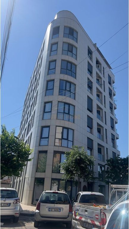 Rent, Business Premises, Medrese Tirane. 700 €