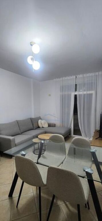 Qera, Apartament 1+1, Ish Ekspozita, Tiranë.