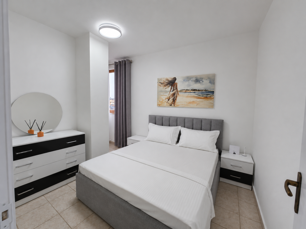 Apartament me qira 1+1 Plazh Hekurudha
