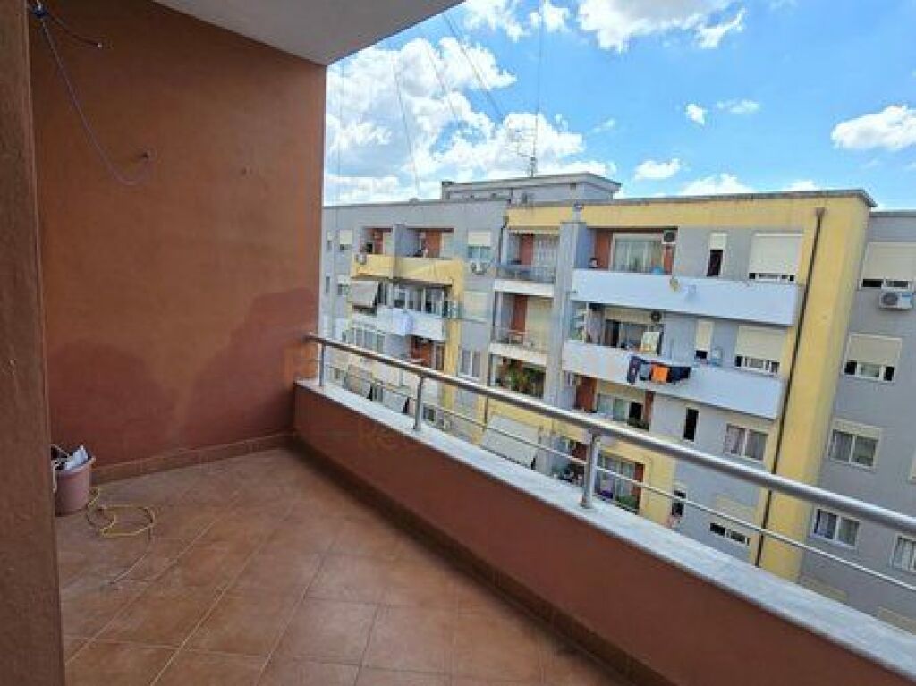 For sale, Apartment 2+1, Unaza e Re