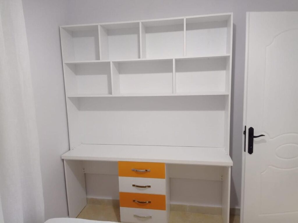 JEPET APARTAMENT ME QERA 2+1 PORCELAN