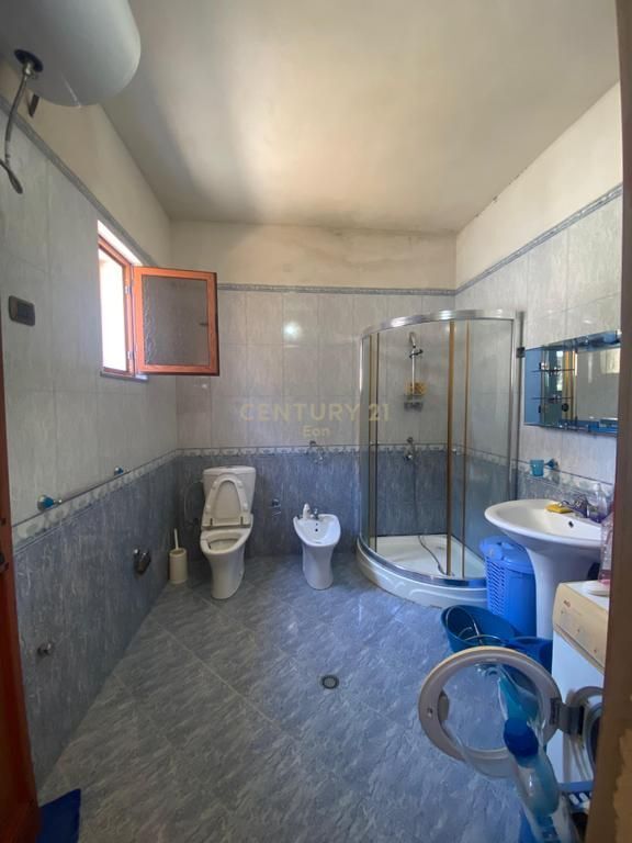 SUPER VILLA FOR SALE IN THE SPITALLE AREA, DURRES !!
