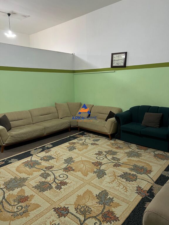 BUSINESS PREMISES FOR RENT 160M2 "RRUGA RIZA CEROVA, NEAR SCHOOL 4 DESHMORET" 120,000 LEKE