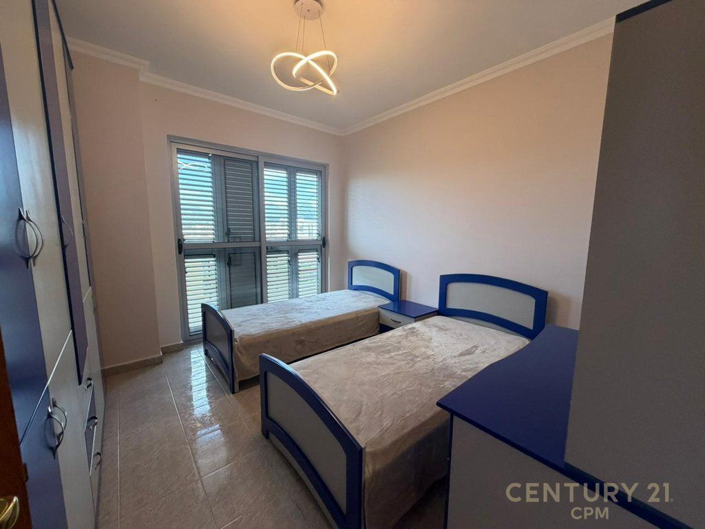 APARTMENT 3+1+2 FOR SALE NEAR KRISTAL CENTER!