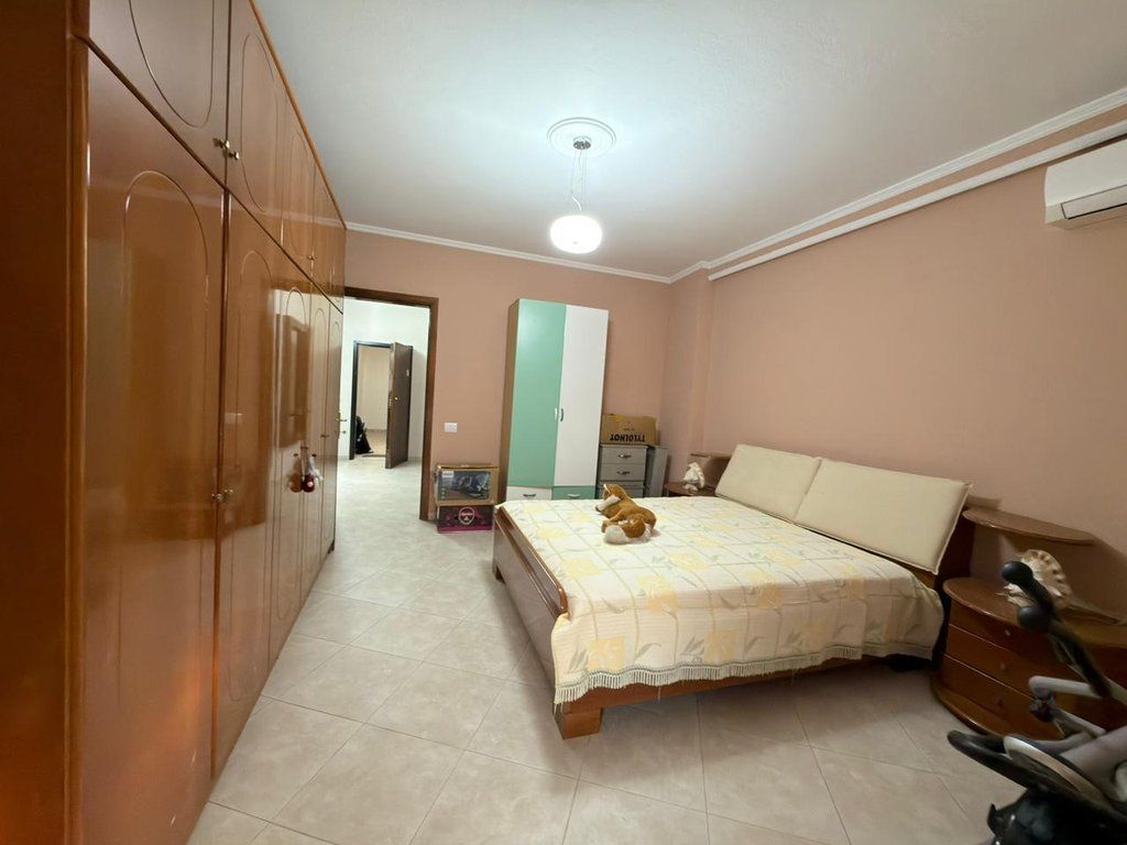 Apartament 2+1 me Qira pranë Ministrisë së Jashtme
