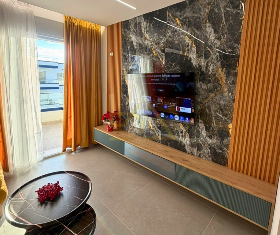Shitet Apartament Luksoz – Uji i Ftohtë, Vlorë
