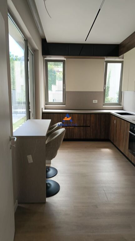 JEPET ME QIRA VILË PREMIUM "REZIDENCA GREEN VALLEY, LIQENI I THATË " 3000 EURO