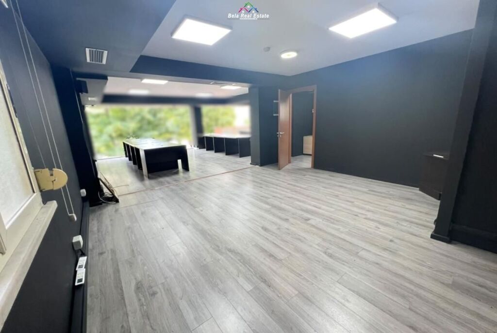 Ufficio in Affitto 3+1 a Bllok (ID BZ2210) Tirana
