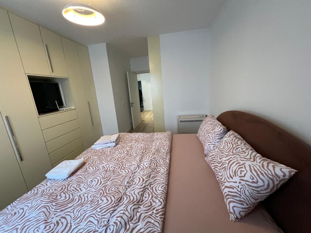 Apartment 2+1+2 for Rent in Brryl, Fully Furnished