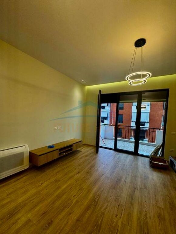 Rent, Apartment 2+1+2, Delijorgji Complex, Tirana.