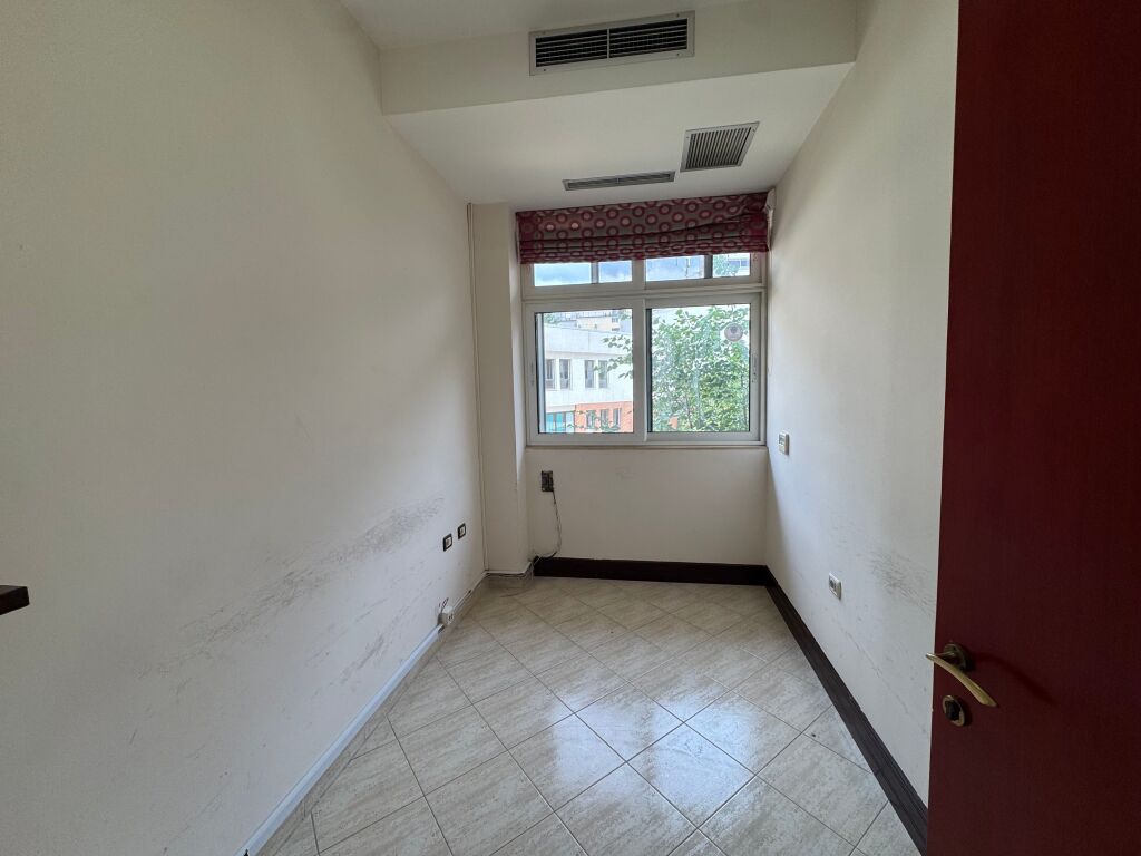 SHITET APARTAMENT 3+1+2 – MINE PEZA, TIRANË