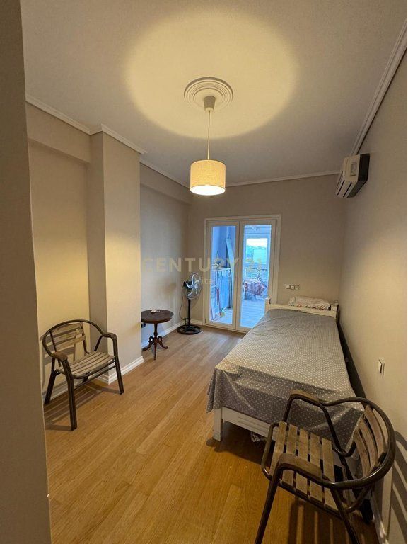 VENDESI APPARTAMENTO 2+1+2+VERANDA+GARAGE, DURRËS!!