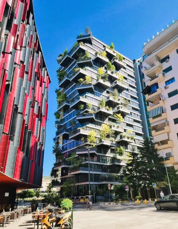 🏢Jepet me Qira Ambient Zyre Premium📍 Vertical Forest, Tiranë.