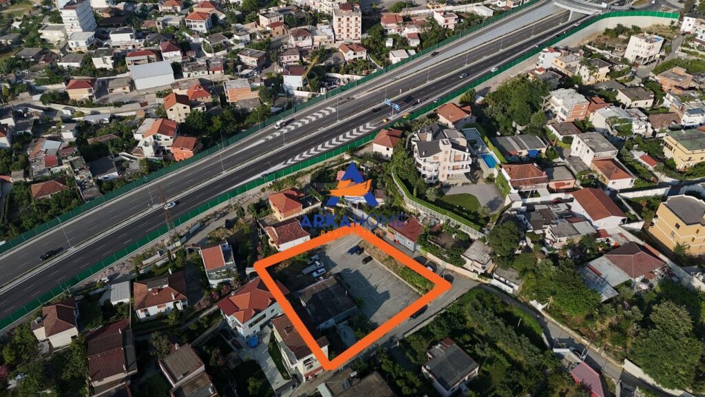 SHITET TRUALL PËR NDËRTIM 2000M2 "UNAZA E MADHE" ME PËRQINDJE PËR ZHVILLIM