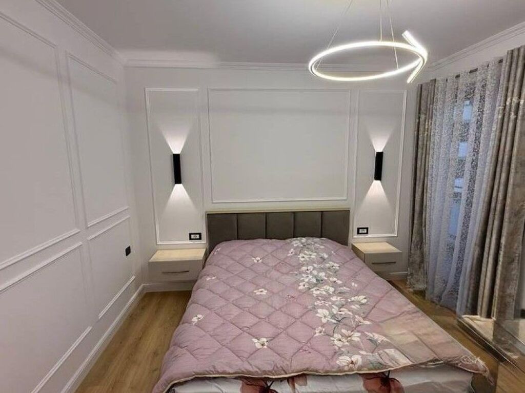 Apartament 1+1 me qera ne qender, Rruga e kavajes