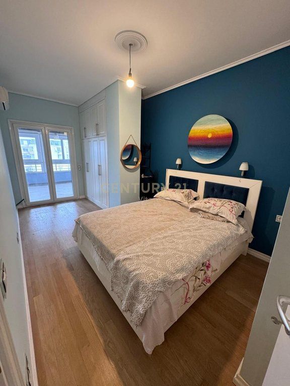 VENDESI APPARTAMENTO 2+1+2+VERANDA+GARAGE, DURRËS!!