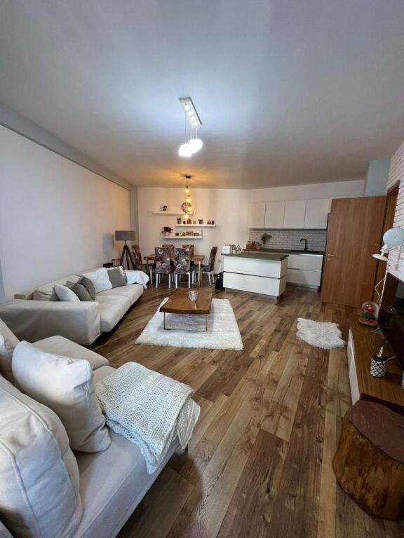 Apartament 1+1 / Kati 4, Arredim i ri dhe modern.