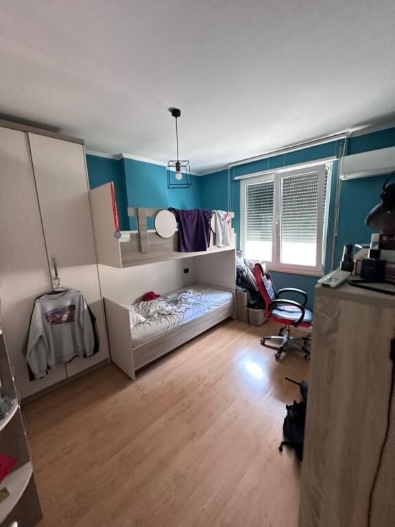 SHITET APARTAMENT 2+1+2 PRANE SHKOLLES MIGJENI, DURRES