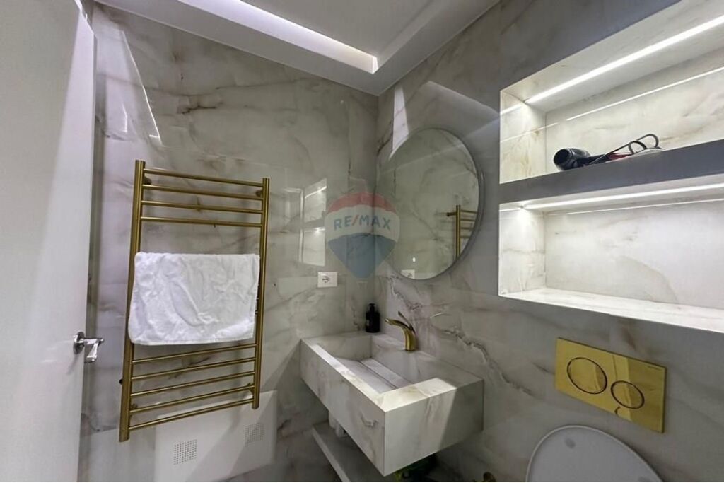 Studio Apartment - For Rent - Muhamet Gjollesha Street, Tirana