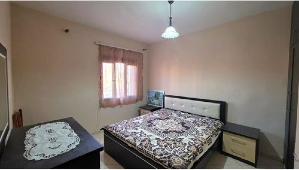 Apartament ne shitje prane Bulevardit