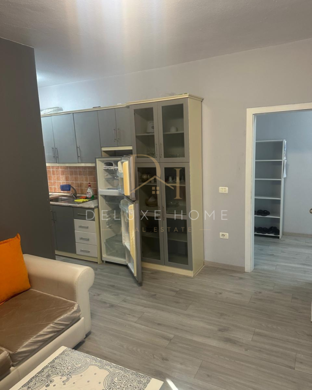 Apartament me Qira – Rruga e Elbasanit