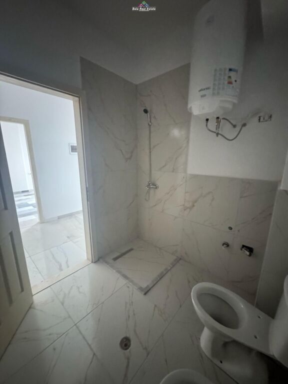 Apartament Ne Shitje 2+1 tek Kthesa e Kamzes (ID B120871) Tirane