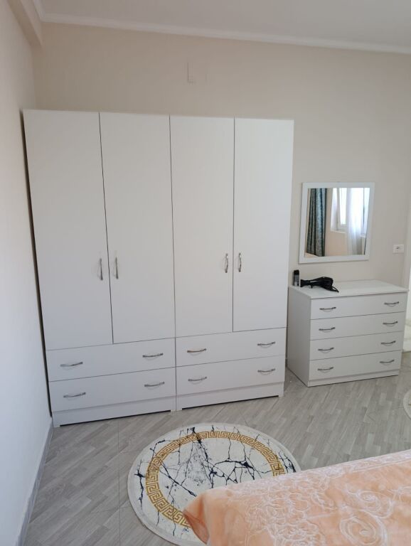 Qera | Apartament 1 + 1 | Spitali Amerikan 2 | 550 €/muaj