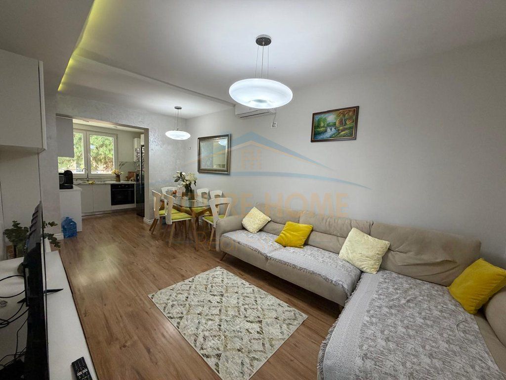 For sale, Private House, Porcelan, Tirane. 220,000 €