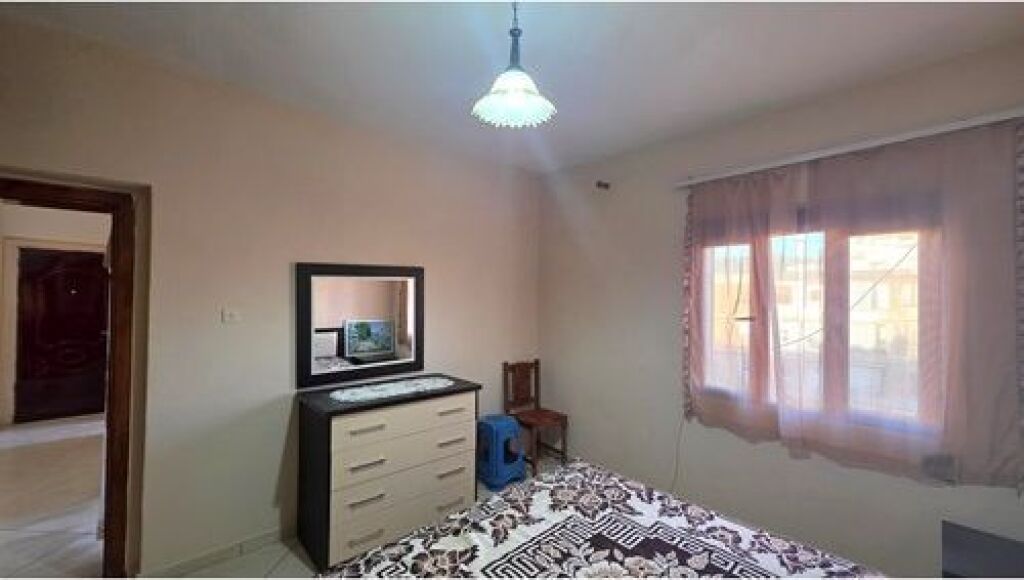 Apartament ne shitje prane Bulevardit